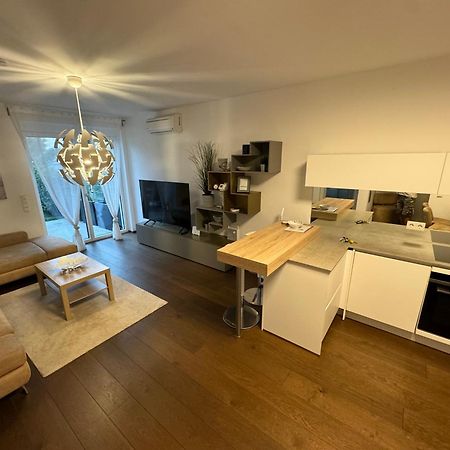 25H Spa-Residenz Pools In & Out, Private Garden & Beach Neusiedl am See Exterior photo